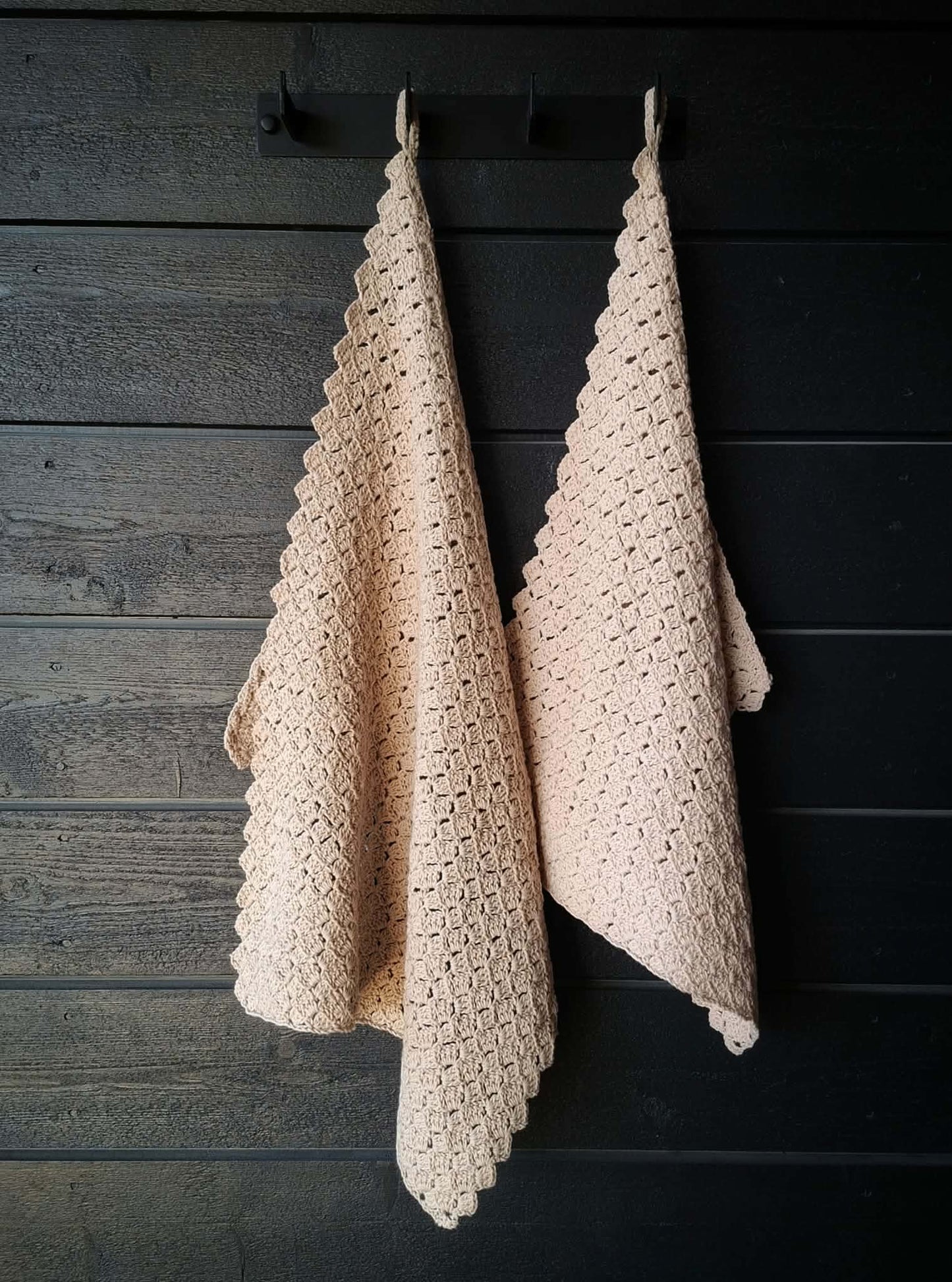 DIY - virkkausohje väre pyyhe (ladattava pdf. ohje)