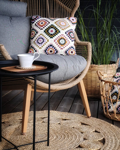 DIY - virkkausohje tyyny isoäidinneliöistä (ladattava pdf. ohje)